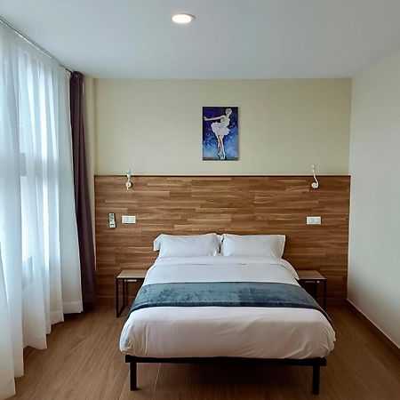 Apartahotel Golden Alcala Alcalá de Henares Eksteriør billede