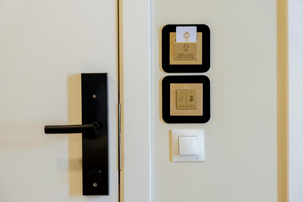 Apartahotel Golden Alcala Alcalá de Henares Eksteriør billede