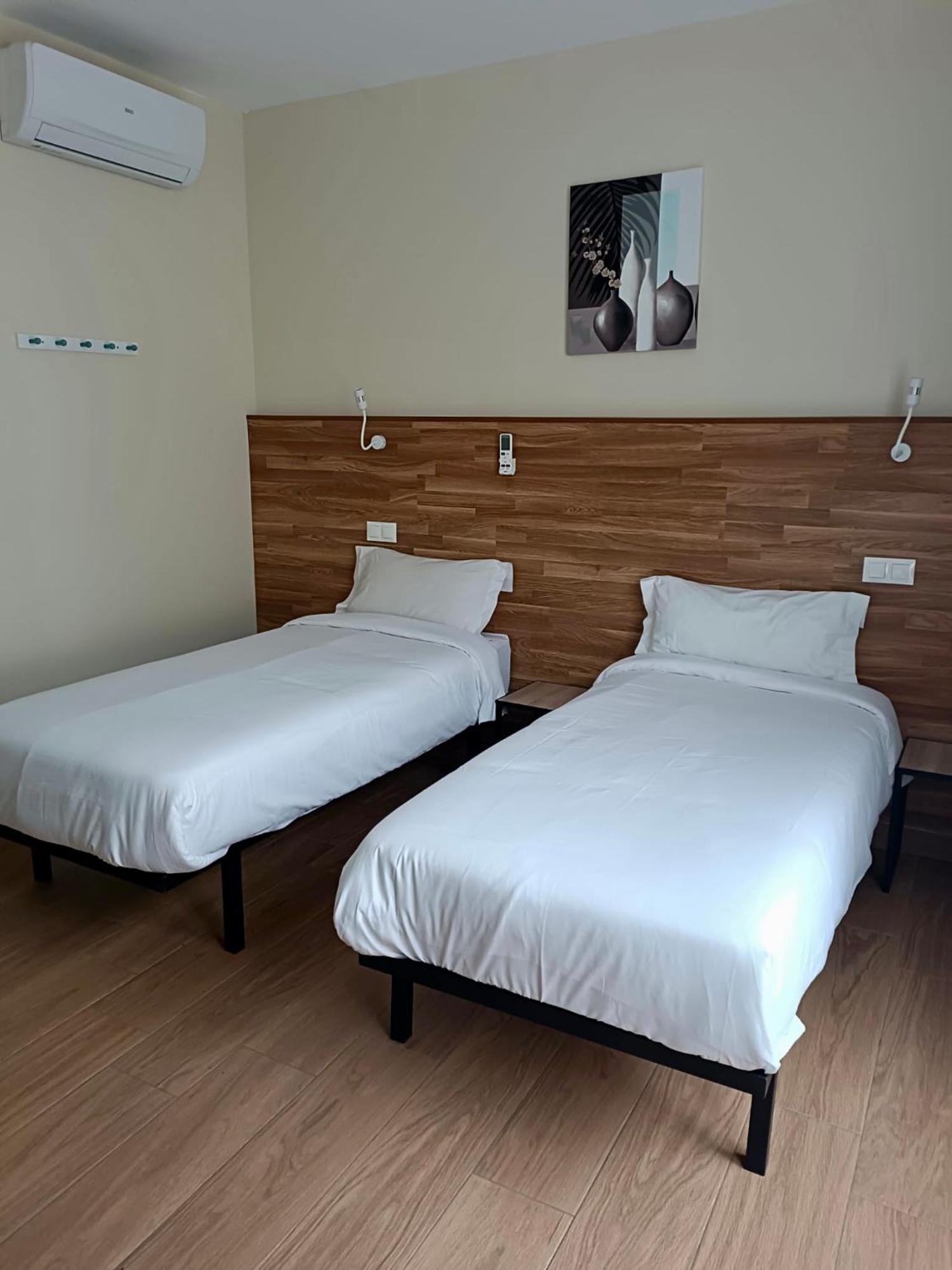 Apartahotel Golden Alcala Alcalá de Henares Eksteriør billede