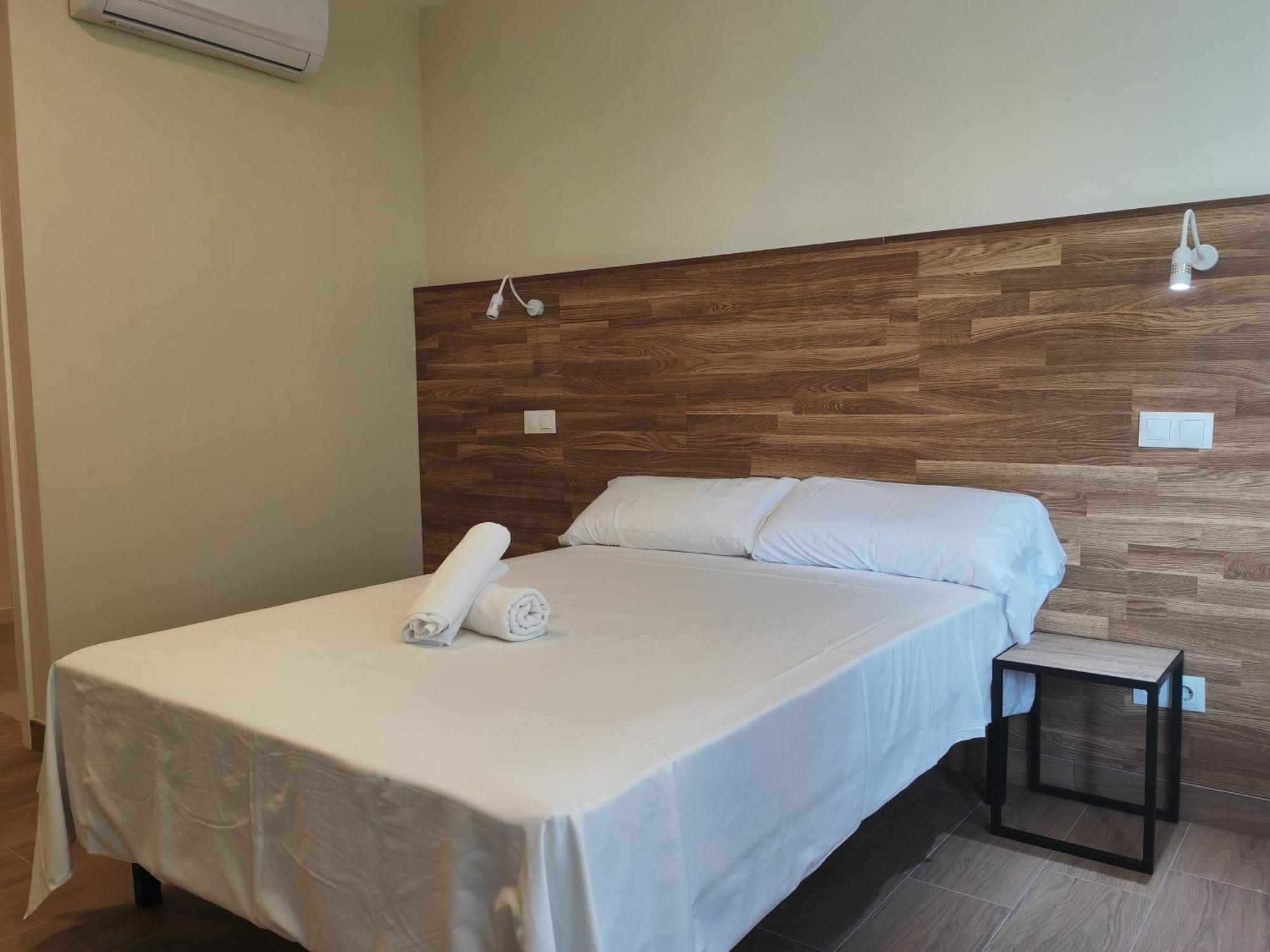 Apartahotel Golden Alcala Alcalá de Henares Eksteriør billede